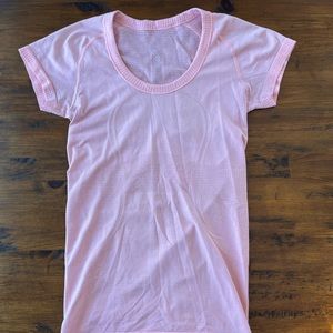 Pale peachy pink Lulu top